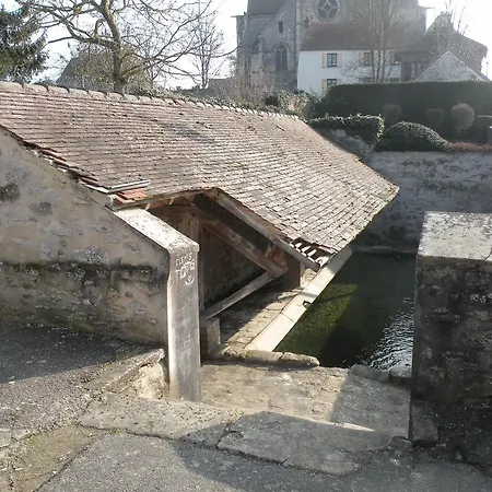 Les Fontaines