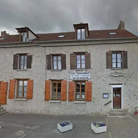 Les Fontaines Holiday home